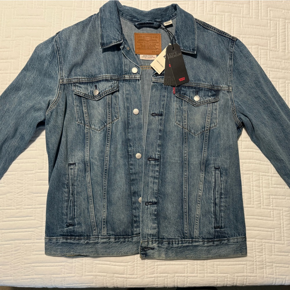 NWT Men’s Levi’s Premium Jean Jacket XXL